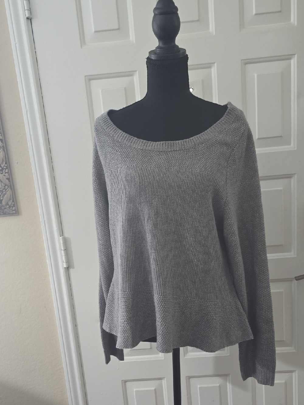 Women's Gray Scoop Neck Knit Sweater